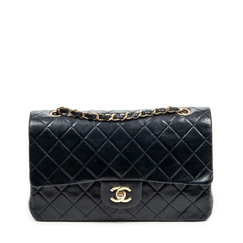 Bold Fashionistas Classic Double Flap 26